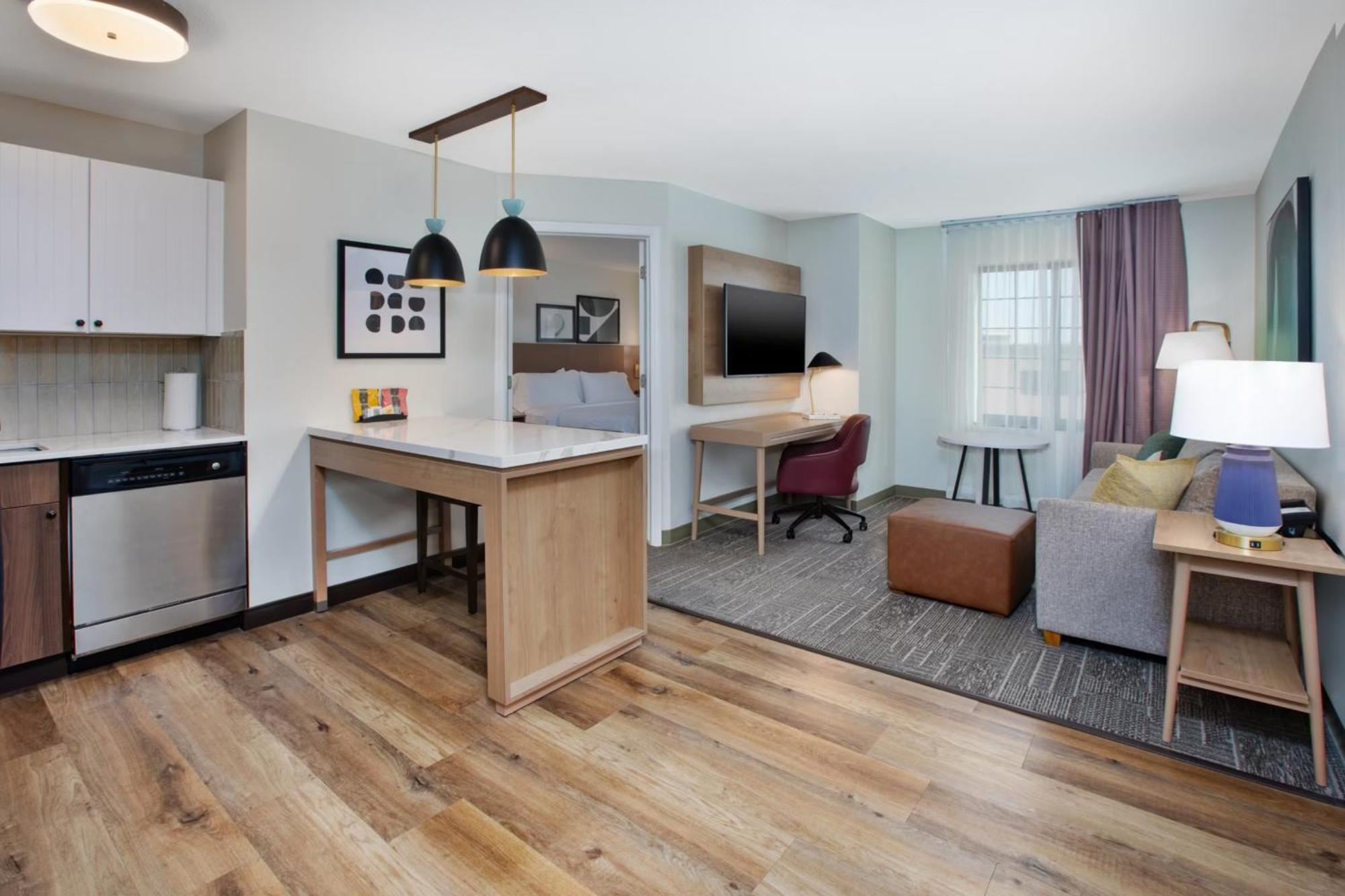 Staybridge Suites Omaha 80Th And Dodge By Ihg Exterior photo