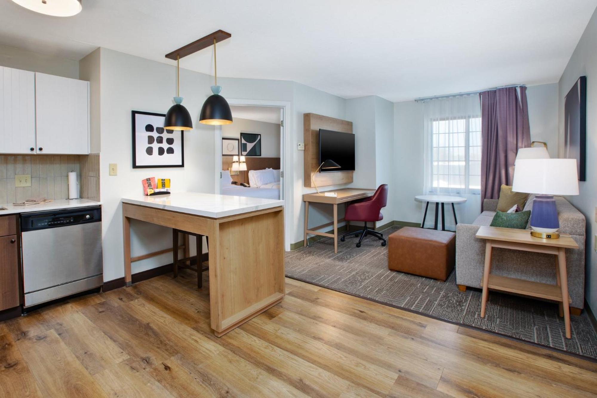Staybridge Suites Omaha 80Th And Dodge By Ihg Exterior photo